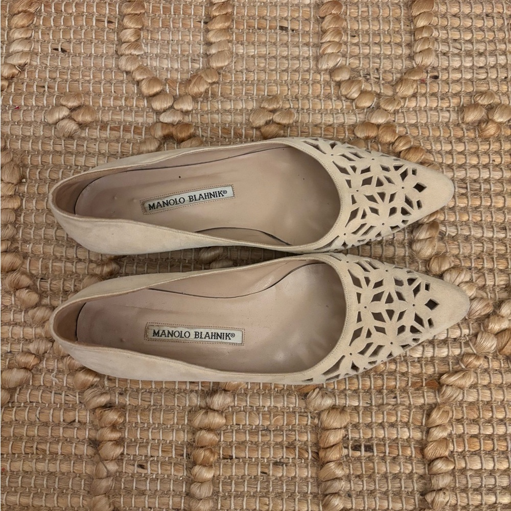 Manolo Blahnik flats. Size 6.5 - Picture 3 of 4